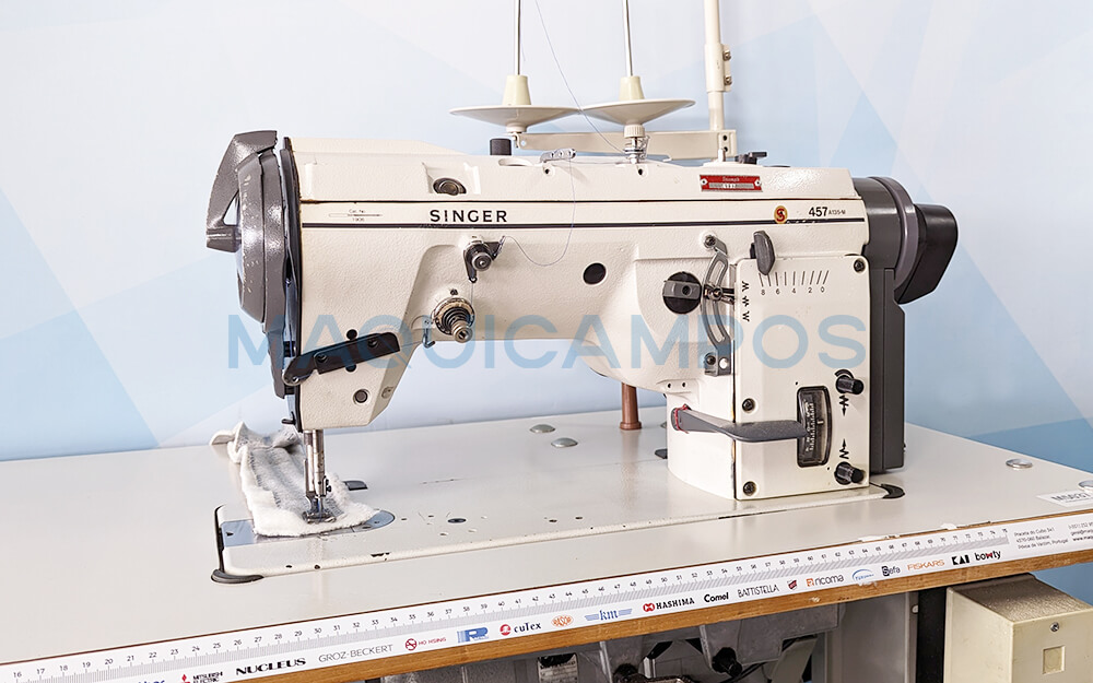 Singer 457-A135-M Zig-Zag Sewing Machine