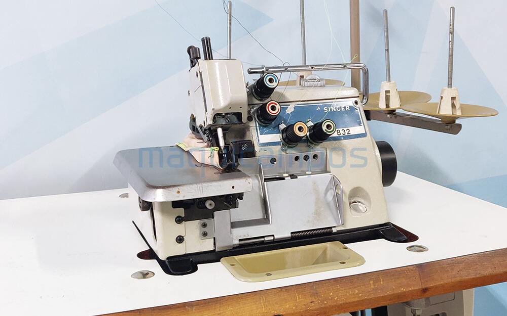Singer 832U-051-7 Overlock Sewing Machine