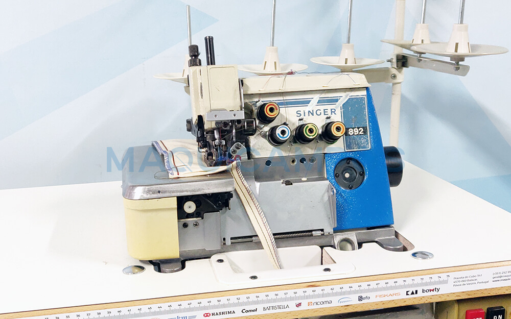 Singer 892U Overlock Sewing Machine (2 Needles)