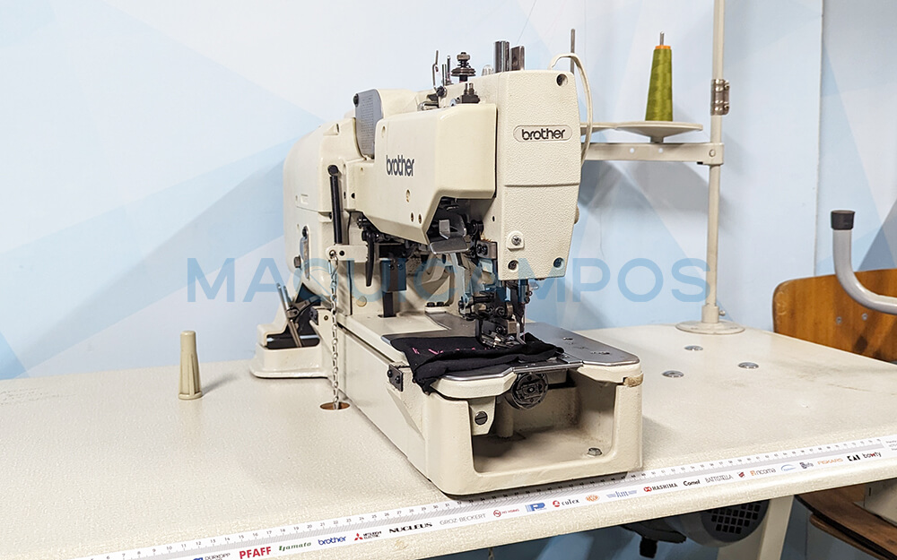 Brother LH4-B814-2 Buttonholing Sewing Machine for Knitwear