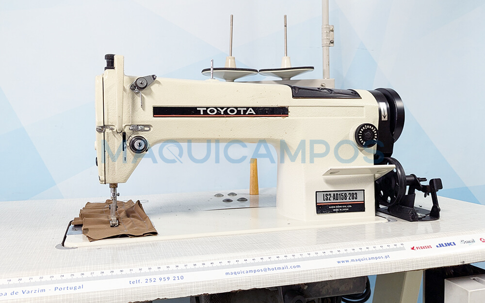 Toyota LS2-AD158-203 Lockstitch Sewing Machine