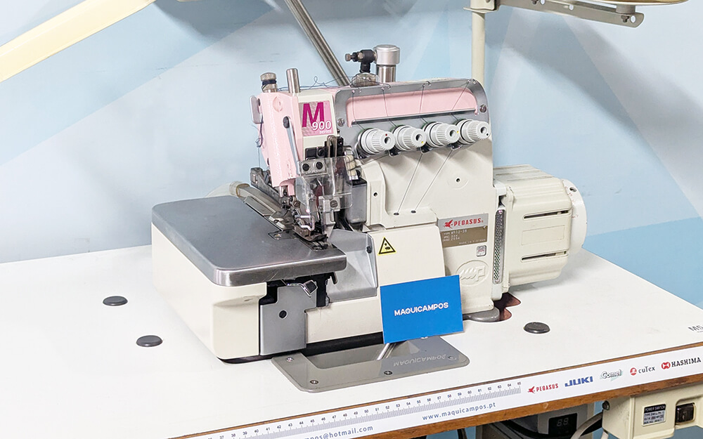 Pegasus M932-38/3x4 M&aacute;quina de Coser Remalladora (2 Agujas)