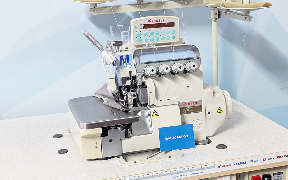 Pegasus M952-52-2X4/AT8F M&aacute;quina de Costura Corte e Cose com Corte Guilhotina Pneum&aacute;tico