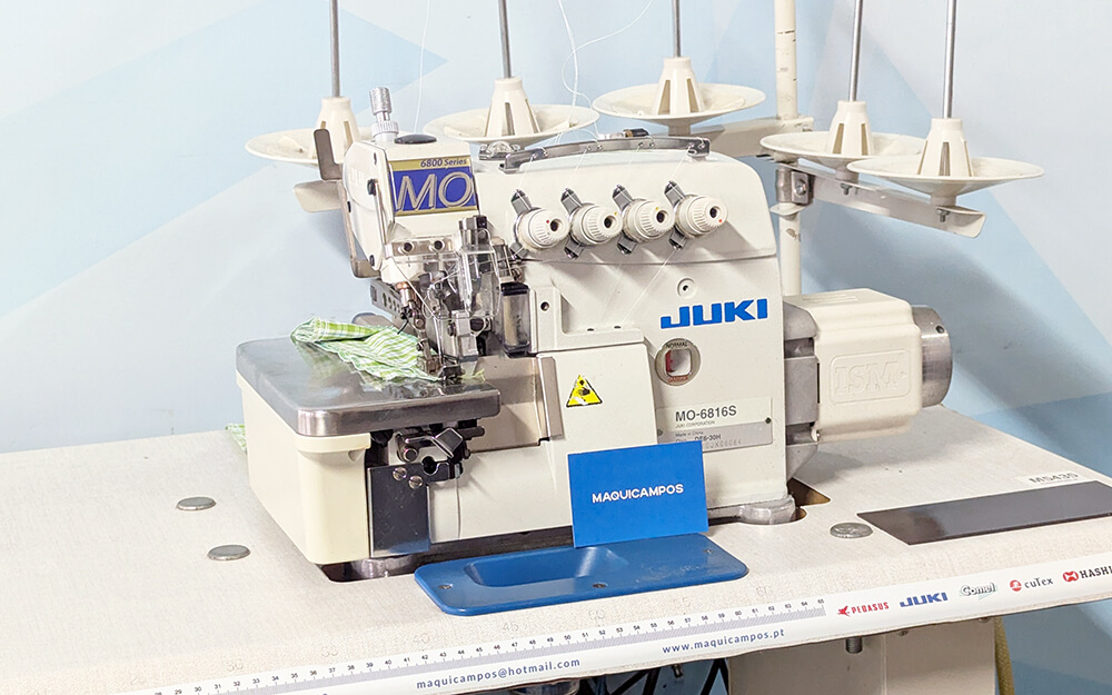 Juki MO-6816S M&aacute;quina de Costura Corte e Cose (2 Agulhas)
