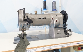 Juki<br>Máquina de Coser Pespunte de Triple Arrastre