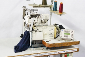 Union Special SP161S<br>Overlock Sewing Machine with Puller Racing MC S6